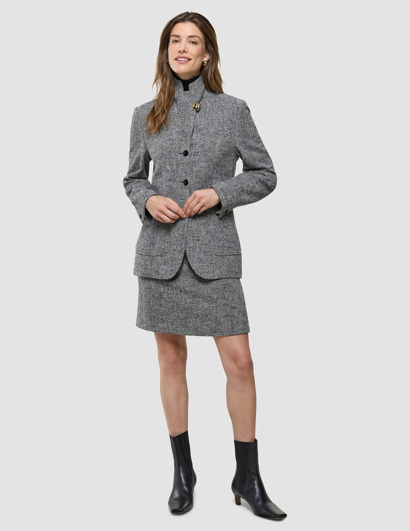 Ashryn Short Skirt i Domino Herringbone, helfigur.